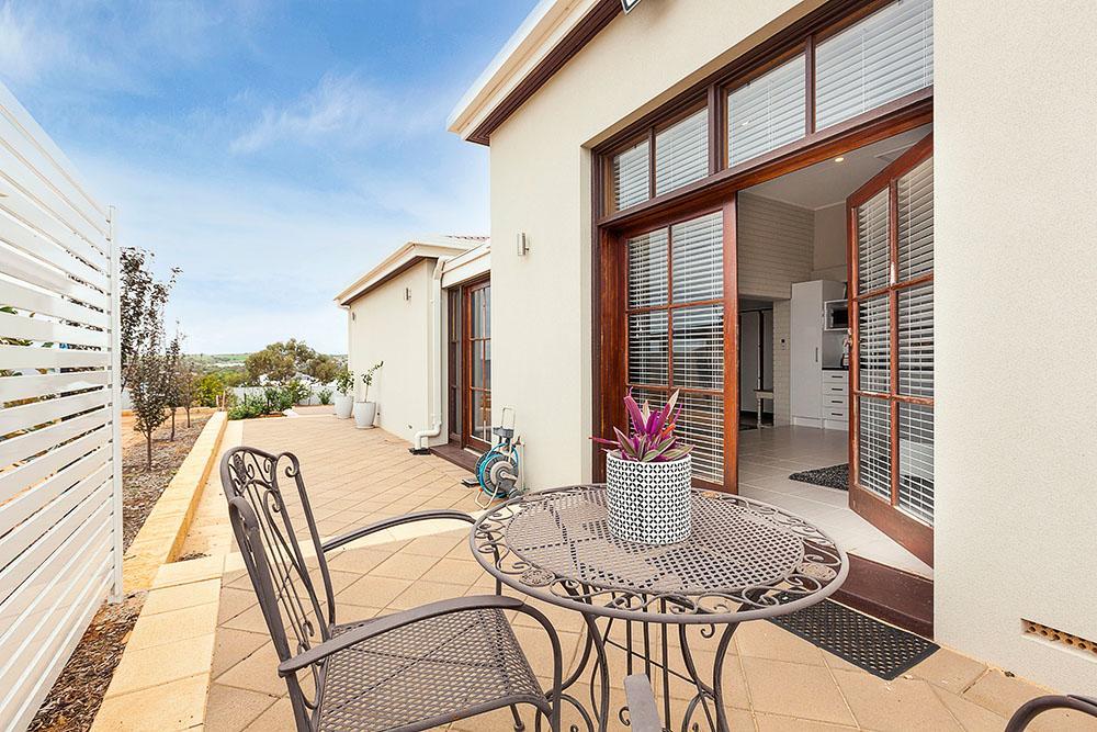 Fairway Manor Accommodation نورثام المظهر الخارجي الصورة