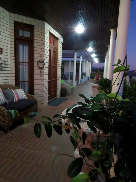 Fairway Manor Accommodation نورثام المظهر الخارجي الصورة